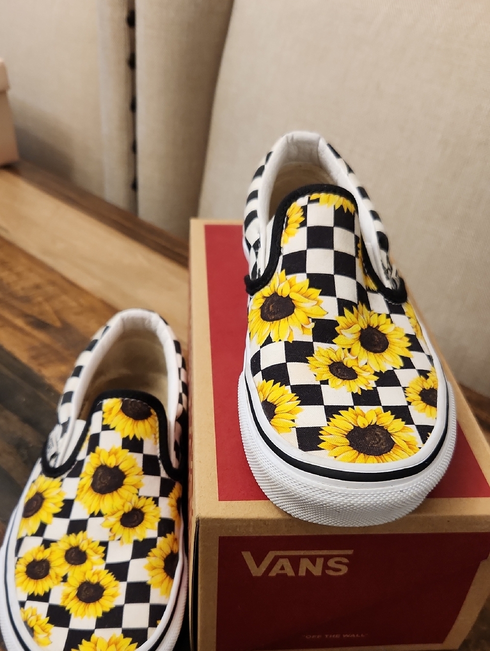 Vans Black & White Checkerboard Slip-On with Yellow Sunflowers Size 6 Woman